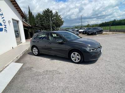Volkswagen Golf Golf VIII STYLE 1.5 tgi  130cv dsg Grigio usata Bastia Umbra