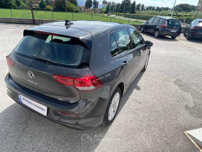 Volkswagen Golf Golf VIII STYLE 1.5 tgi  130cv dsg Grigio usata Bastia Umbra