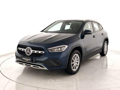 Mercedes-Benz GLA Gla 180 d business extra auto Blu/Azzurro usata Porto Mantovano