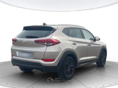 Hyundai Tucson Tucson 1.7 crdi xpossible 2wd 115cv Oro usata Rovigo