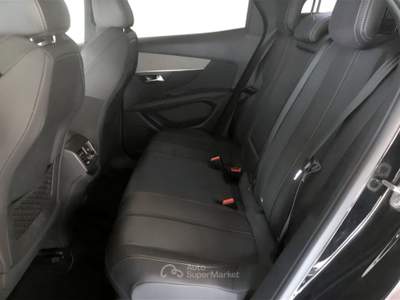 Peugeot 3008 3008 1.2 pt 130cv gt Nero usata Varese