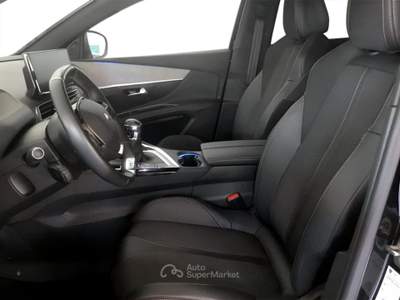 Peugeot 3008 3008 1.2 pt 130cv gt Nero usata Varese