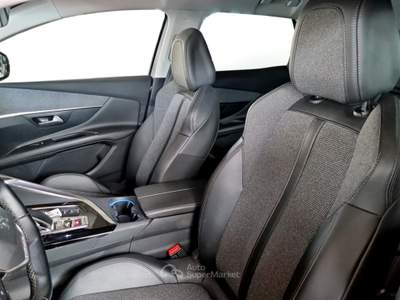 Peugeot 3008 3008 1.6 hybrid 225cv allure Grigio usata Varese
