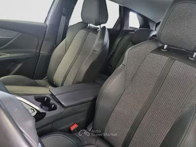 Peugeot 3008 3008 1.5 hdi 130cv eat8 allure pack Grigio usata Varese