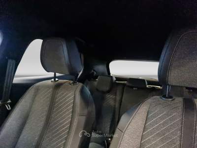 Peugeot 2008 N2008 1.2 hybrid 110cv e-dcs6 allure Bianco usata Varese