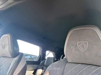 Peugeot 5008 5008 1.2 hybrid gt 136cv e-dcs6 Bianco usata Varese