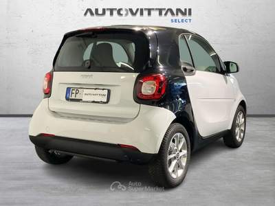 Smart ForTwo fortwo coupe 1.0 71cv Passion Bianco usata Como