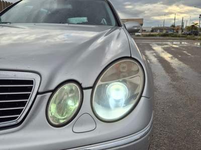 Mercedes-Benz Classe E Tenuta da amatore, no fumatori. Argento usata Squinzano