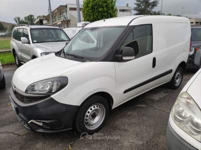 Fiat Doblò Doblò 1.6 MJT 90CV S&S PC-TN Cargo Business Bianco usata MONTE URANO