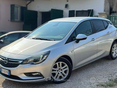 Opel Astra 1.6 CDTi FULLOPT KMCERT UNICOPR usata Odolo
