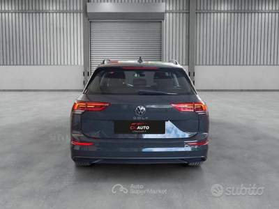 Volkswagen Golf Variant 2.0 tdi Style 115cv dsg usata Fermo