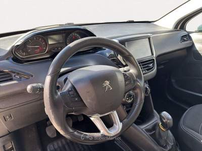 Peugeot 208 1° serie BlueHDi 75 5 porte Active usata Arzano