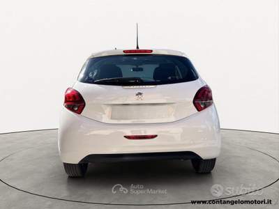 Peugeot 208 1° serie BlueHDi 75 5 porte Active usata Arzano