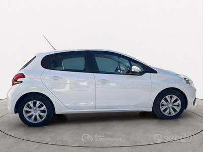 Peugeot 208 1° serie BlueHDi 75 5 porte Active usata Arzano