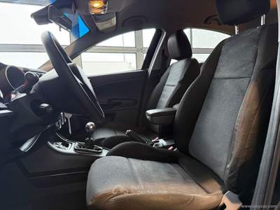 Alfa Romeo Giulietta Giulietta 1.4 Turbo 120 CV GPL Prog. Nero usata San Michele salentino