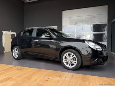 Alfa Romeo Giulietta Giulietta 1.4 Turbo 120 CV GPL Prog. Nero usata San Michele salentino