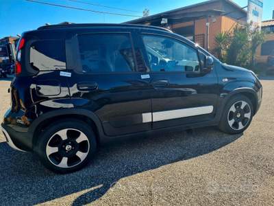 Fiat Pandina 1.0 Hybrid Cross*APPLE CARPLAY*5p*CRU usata Roma