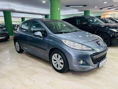 Peugeot 207 HDi 70CV FAP 5p. Allure Grigio usata Morano Calabro