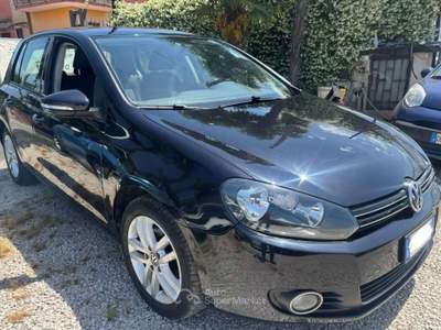 Volkswagen Golf 1.6 TDI DPF 5p. Highline Nero usata ANGRI
