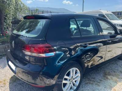 Volkswagen Golf 1.6 TDI DPF 5p. Highline Nero usata ANGRI