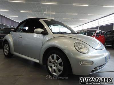 Volkswagen New Beetle 1.6 Cabrio Grigio usata CORIANO