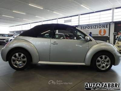 Volkswagen New Beetle 1.6 Cabrio Grigio usata CORIANO