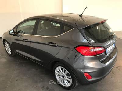 Ford Fiesta 1.0 Ecob. Hybrid 125 5p. ST-Line Grigio usata Casalserugo
