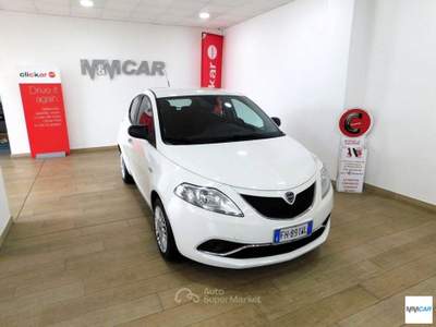 Lancia Ypsilon  1.2 69 CV 5p. Silver Bianco usata Isola del Liri