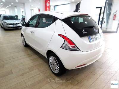 Lancia Ypsilon  1.2 69 CV 5p. Silver Bianco usata Isola del Liri