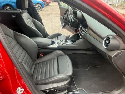 Alfa Romeo Giulia 2.0 T 280 CV AT8 AWD Q4 Compe. Rosso usata San Giorgio di Piano