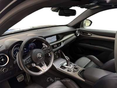 Alfa Romeo Stelvio 2.0 t Veloce Q4 280cv auto Nero usata Milano