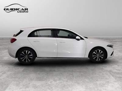 Mercedes-Benz Classe A 180 D Advanced 8G-DCT Bianco usata Lucca