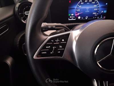 Mercedes-Benz Classe A 180 D Advanced 8G-DCT Bianco usata Lucca
