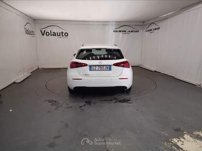 Mercedes-Benz Classe A 180 D Advanced 8G-DCT Bianco usata Lucca