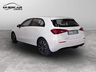 Mercedes-Benz Classe A 180 D Advanced 8G-DCT Bianco usata Lucca