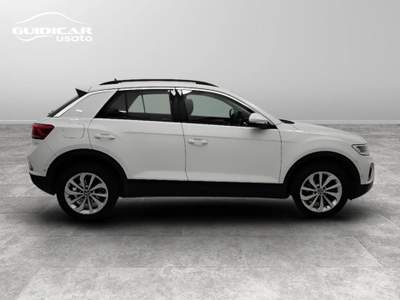 Volkswagen T-Roc 1.0 TSI Life Bianco usata Lucca