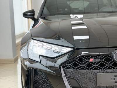 Audi A3 RS3 Sportback TFSI quattro S tronic 400cv |TETTO+SEDILI A GUSCIO+SONOS| Nero usata San Felice a Cancello