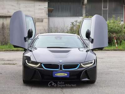 BMW i8 i8 i8 Grigio usata Besozzo