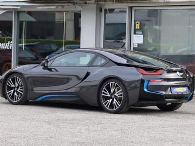 BMW i8 i8 i8 Grigio usata Besozzo