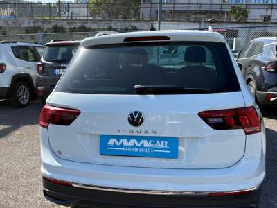 Volkswagen Tiguan Volkswagen Tiguan 2.0 TDI 150cv R-LINE Bianco usata Pozzuoli