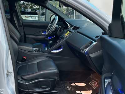 Jaguar E-Pace AWD aut. R-Dynamic HSE Bianco usata Prato