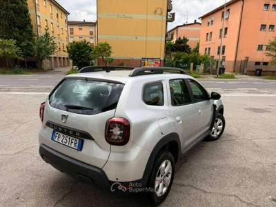 Dacia Duster 1.5 dci 4x2 , NAVI , NEOPATENTATI CERCHI IN LEGA SENSORI , CINGHIA GIà ESEGUITA! Argento usata Crevalcore