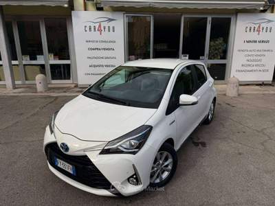 Toyota Yaris Yaris 5p 1.5h Lounge, SENSORI, NAVI, FARI LED! Bianco usata Crevalcore