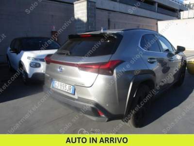Lexus UX Midnight 4wd cvt Grigio usata Parma