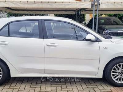 Kia Rio 1.2 Style Gpl 82cv Bianco usata Ciriè