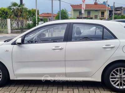 Kia Rio 1.2 Style Gpl 82cv Bianco usata Ciriè