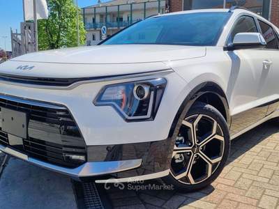 Kia Niro Tri-Fuel 1.6 GDi DCT HEV GPL Style PREZZO REALE Bianco usata Ciriè