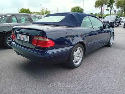 Mercedes-Benz CLK Kompressor cat Cabrio Elegance Blu/Azzurro usata Spinea