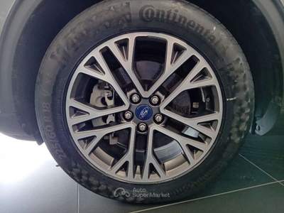 Ford Kuga 2.5 Plug In Hybrid 225 CV CVT 2WD Titanium Grigio usata Spinea