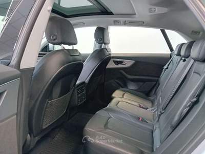 Audi Q8 55 TFSI quattro Sport 22" - PELLE- TETTO - PROMO!! Argento usata Spinea